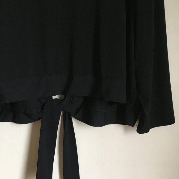 Vintage Canadian Made Penningtons Black 3/4 Sleeve Front Tie Top - Picture 9 of 16